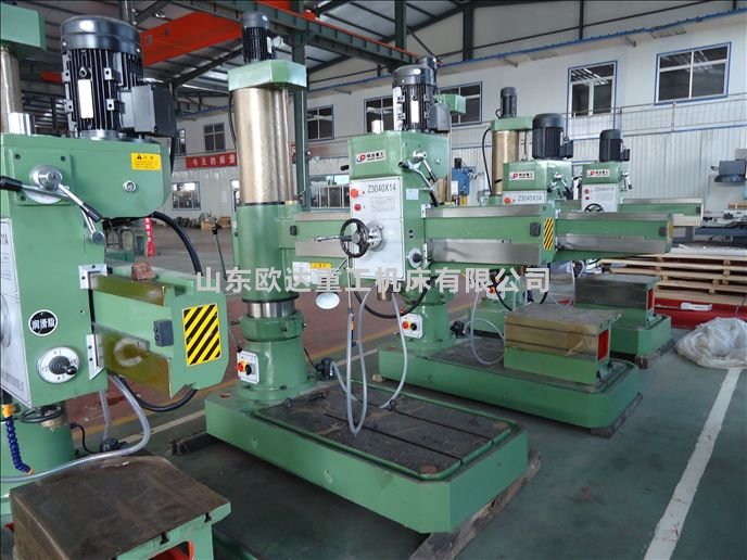 Z3040*13/10�u���@��